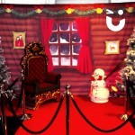 Meet and Greet Grotto with Golden Thrones interior
