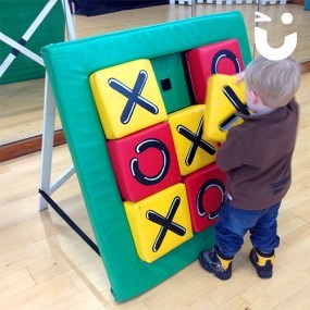 Giant Noughts and Crosses Hire