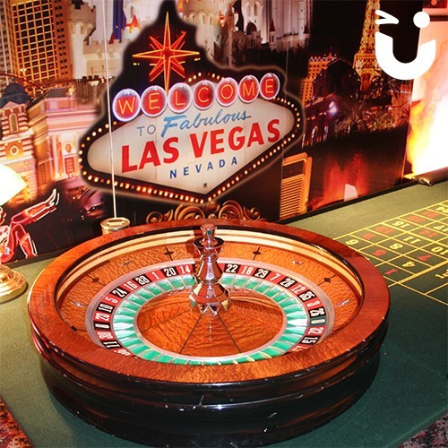 Casino Night Las Vegas Party Decorations witn Contain Casino Theme
