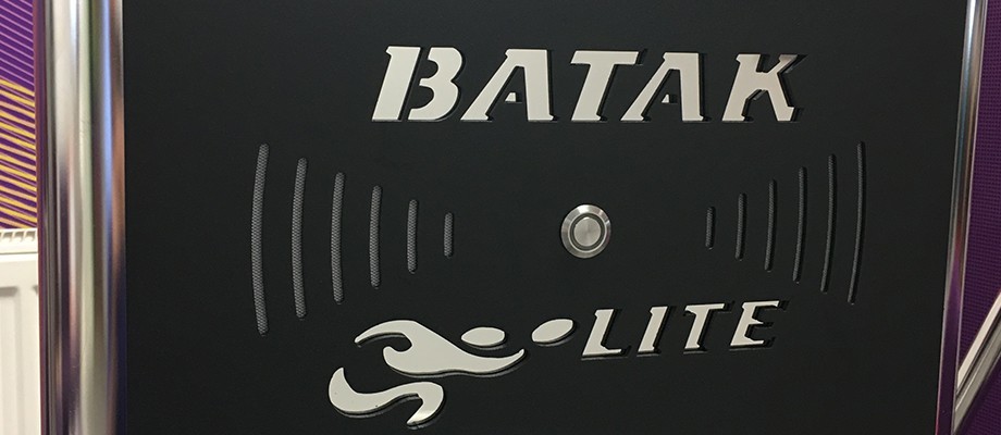We say Batak, you say Chase the Light!