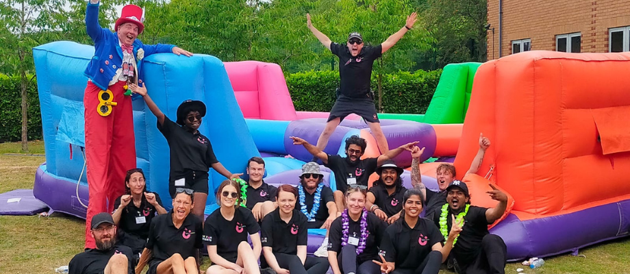 A Sun and Fun-Filled Round Up